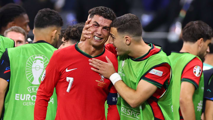 Cristiano Ronaldo weinte während der Slowenien-Partie