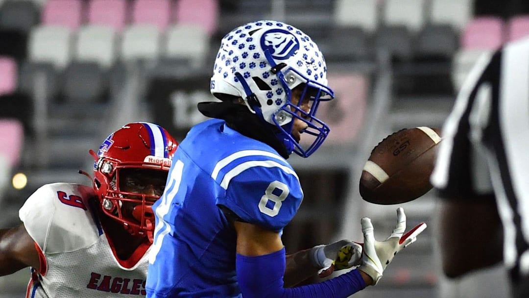 Tampa Jesuit will be looking to get its hands on a victory when the Tigers host Valdosta in a Florida-Georgia border war.