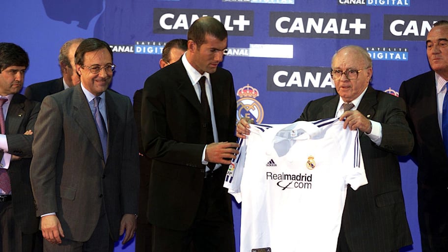 Zinedine Zidane joined Real Madrid in 2001.