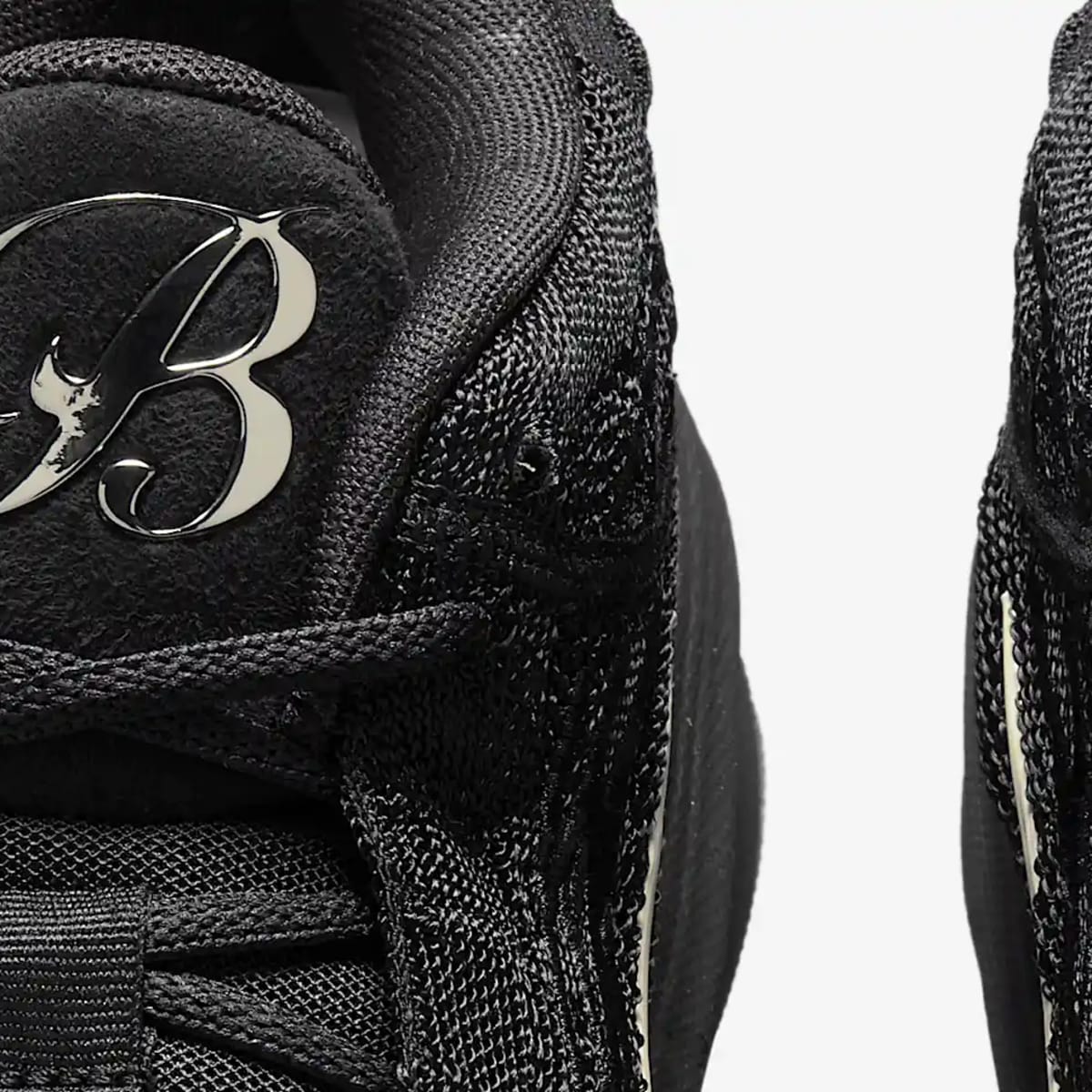 靴 NIKE AIR BLACK LABEL' 'VICTOR Victor Wembanyama's luxurious 