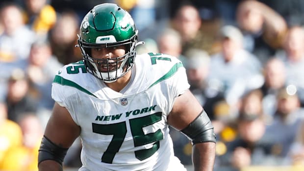 Jets OL Alijah Vera-Tucker