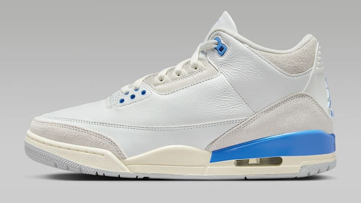 The Air Jordan 3 "Lucky Shorts" colorway. The Air Jordan 3 "Lucky Shorts" colorway.