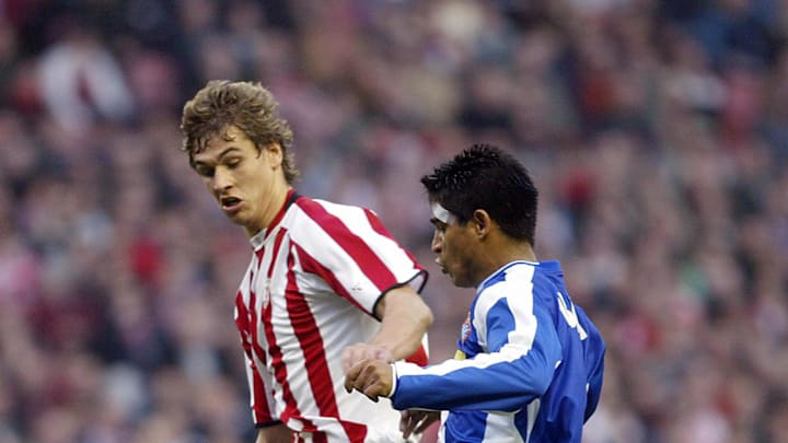 Athletic Bilbao's Fernando Llorente (L)