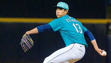 Seattle Mariners pitcher Shintaro Fujinami throws during a spring training game against the Los Angeles Dodgers on March 7 at Peoria Sports Complex.
