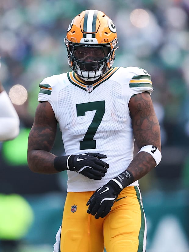 Green Bay Packers linebacker Quay Walker (7) before action against the Philadelphia Eagles. Green Bay Packers linebacker Quay Walker (7) before action against the Philadelphia Eagles.