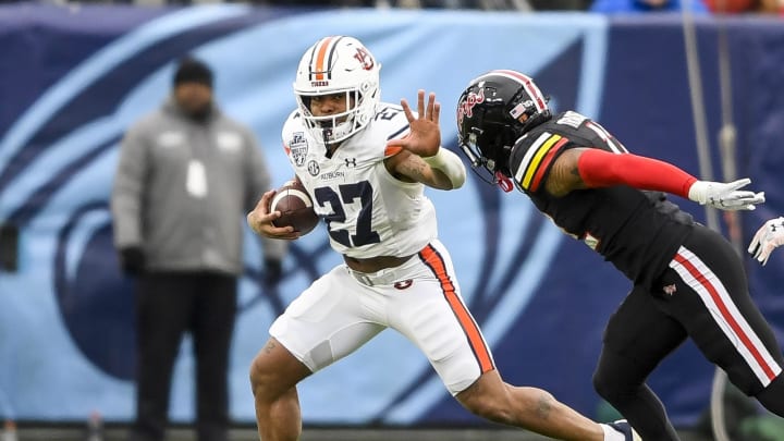 The Auburn Tigers will lean on running back Jarquez Hunter early and often in 2024.