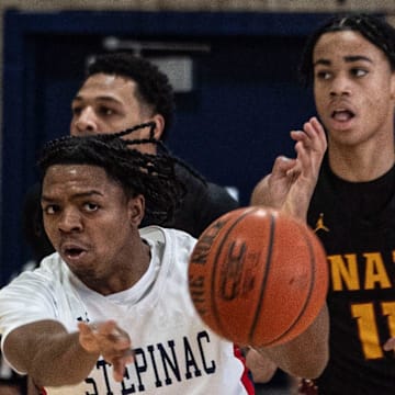 Danny Carbuccia (0) and the Archbishop Stepinac cracked the top five in this week's New York State high school boys basketball rankings. The Crusaders are set to compete in the CHSAA/PSAL state tournament, which begins on March 23.