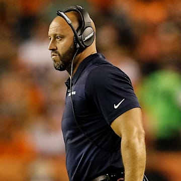 Aug 18, 2018; Denver, CO, USA; Chicago Bears wide receivers coach Mike Furrey in the second quarter against the Denver Broncos at Broncos Stadium at Mile High. Mandatory Credit: Isaiah J. Downing-Imagn Images