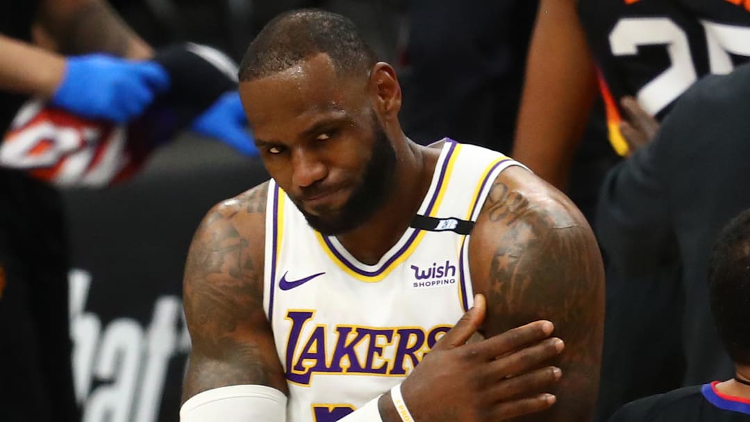 Los Angeles Lakers forward LeBron James