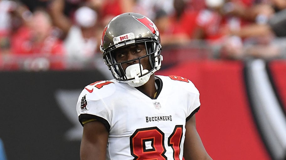 Tampa Bay Buccaneers wide receiver Antonio Brown in the second half against the Atlanta Falcons. | Jonathan Dyer-Imagn Images