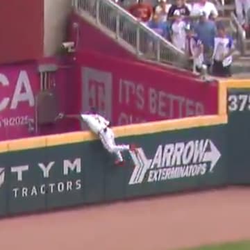 Jurickson Profar took a home run away from Agustín Ramírez