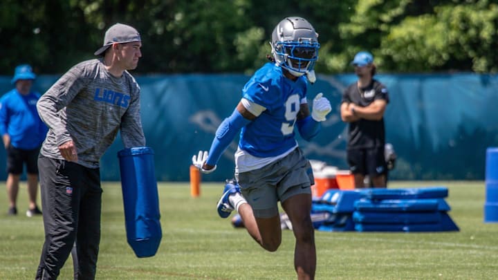 Detroit Lions wide receiver Jameson Williams (9) 