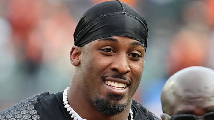 Oct 26, 2025; Cincinnati, Ohio, USA; New York Jets running back Breece Hall (20) celebrates the win against the Cincinnati Bengals at Paycor Stadium. Mandatory Credit: Joseph Maiorana-Imagn Images