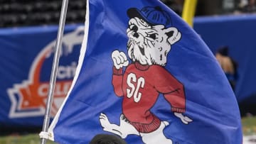 Former South Carolina football wide receiver Kylic Horton will continue his playing career with the South Carolina State Bulldogs