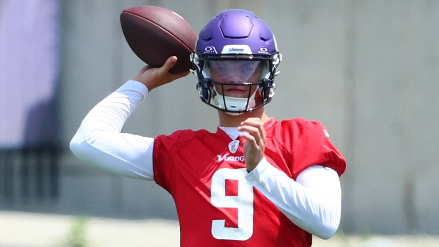 J.J. McCarthy and Dallas Turner still haven't signed rookie contracts - Vimarsana News