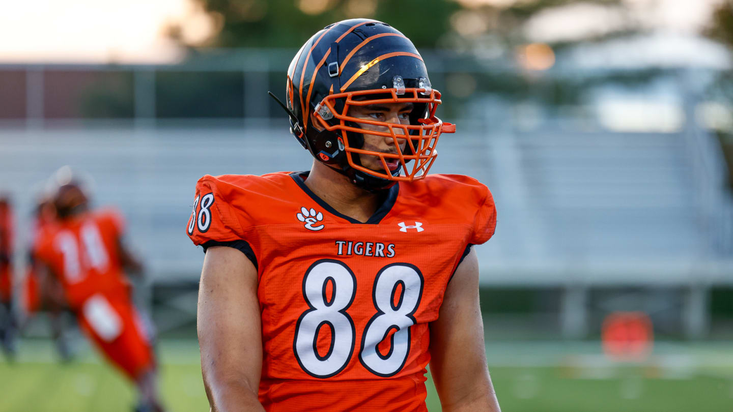 Illinois high school football Top 2025 football recruits