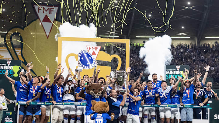 Cruzeiro venceu o Mineiro após sete anos Cruzeiro venceu o Mineiro após sete anos