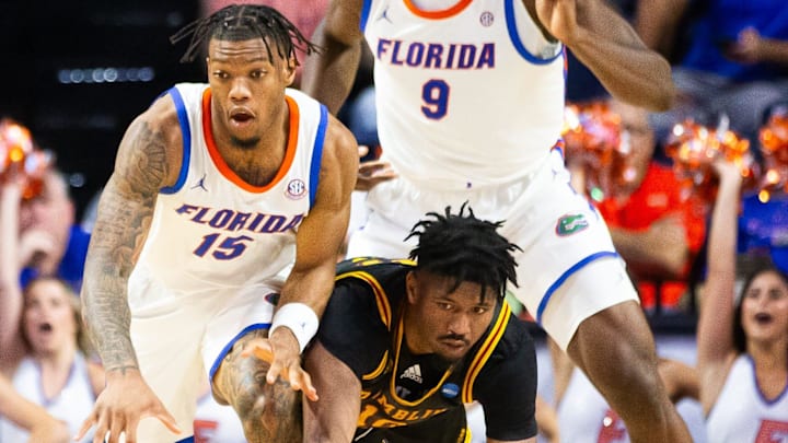 Florida Gators guard Alijah Martin (15) comes up with a loose ball during the first half. The Florida Gators hosted the Grambling Tigers at Exactech Area at the Stephen C. O'Connell Center in Gainesville, FL on Monday, November 11, 2024. [Doug Engle/Gainesville Sun]
