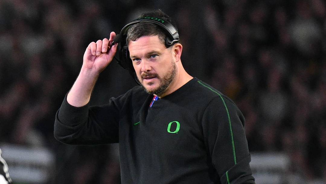 Oct 18, 2024; West Lafayette, Indiana, USA; Oregon Ducks head coach Dan Lanning stops to talk to a referee during the first quarter against the Purdue Boilermakers at Ross-Ade Stadium. Mandatory Credit: Marc Lebryk-Imagn Images Oct 18, 2024; West Lafayette, Indiana, USA; Oregon Ducks head coach Dan Lanning stops to talk to a referee during the first quarter against the Purdue Boilermakers at Ross-Ade Stadium. Mandatory Credit: Marc Lebryk-Imagn Images