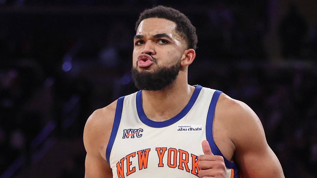 Feb 21, 2026; New York, New York, USA; New York Knicks center Karl-Anthony Towns (32) celebrates after scoring in the third quarter against the Houston Rockets at Madison Square Garden. Mandatory Credit: Wendell Cruz-Imagn Images Feb 21, 2026; New York, New York, USA; New York Knicks center Karl-Anthony Towns (32) celebrates after scoring in the third quarter against the Houston Rockets at Madison Square Garden. Mandatory Credit: Wendell Cruz-Imagn Images