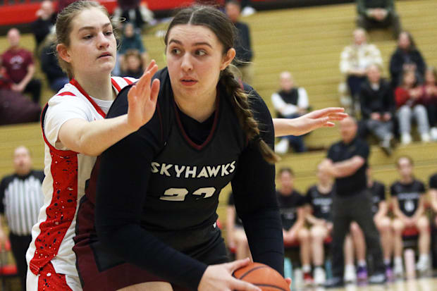 Southridge junior Addison White looks to make a move to the basket during the team’s 60-29 win at Westview.