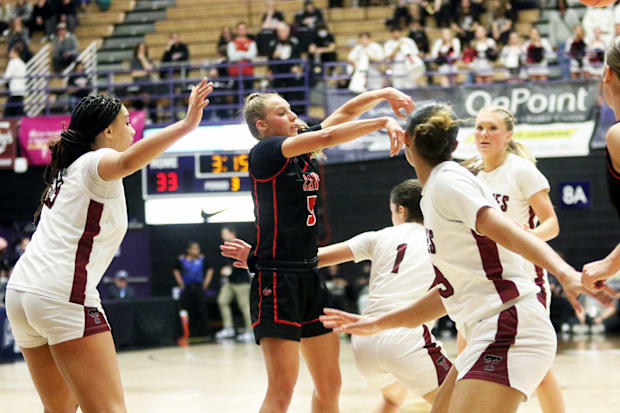 Tualatin girls basketball