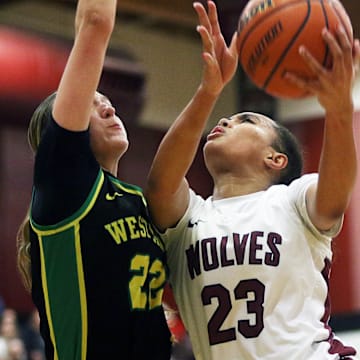 Kendall Dawkins and Tualatin take on Willamette in an Oregon 6A girls basketball state semifinal.