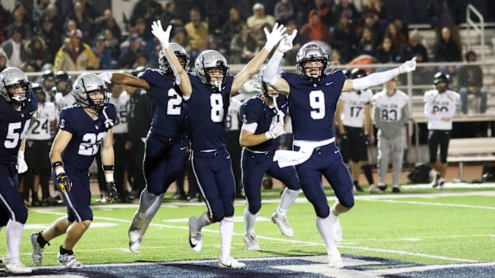 Lake Oswego had lost four in a row against the Lions — by a combined 171-35 — before Friday's dramatic 21-17 come-from-behind victory.