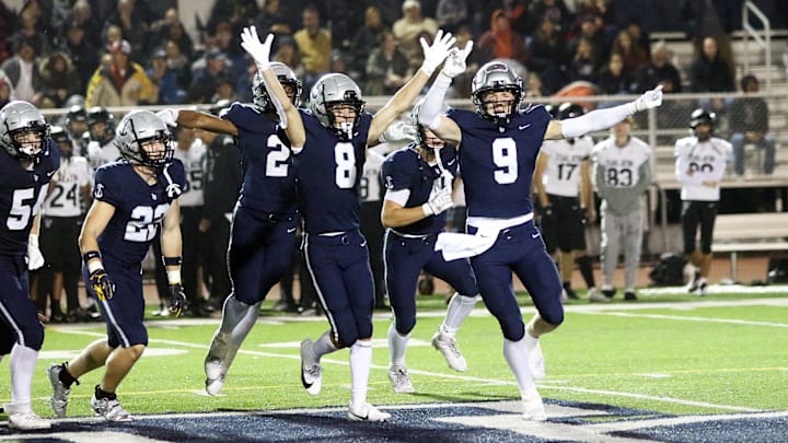 Lake Oswego opened Three Rivers League play with a memorable 45-31 victory over Tualatin at Lake Oswego High School.