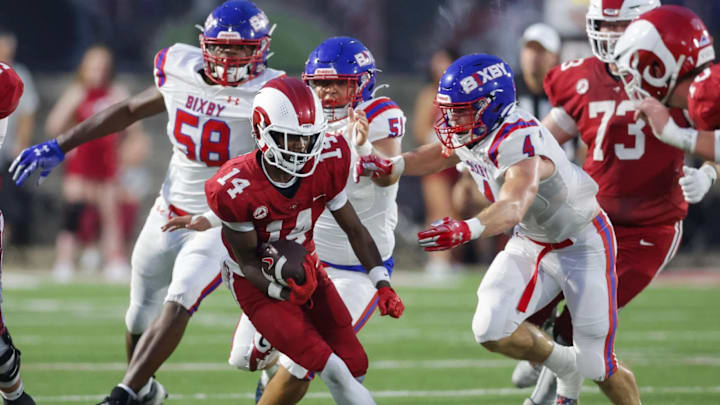 Owasso receiver Tahkari Bethel (14) helped the Rams defeat Bixby on Aug. 30, 2024.