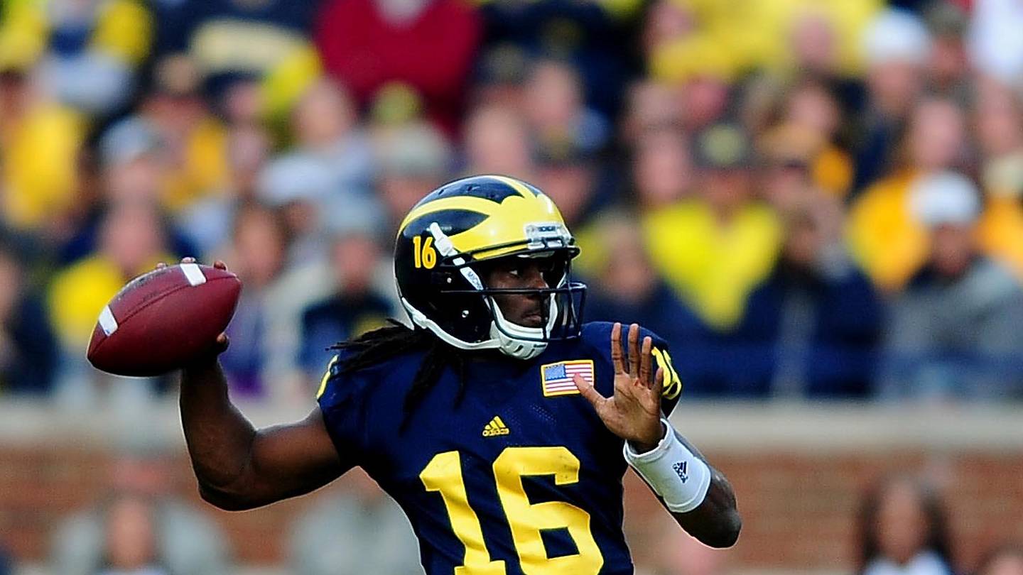 More than 300 ex-Michigan football players join lawsuit against NCAA, Big Ten: report