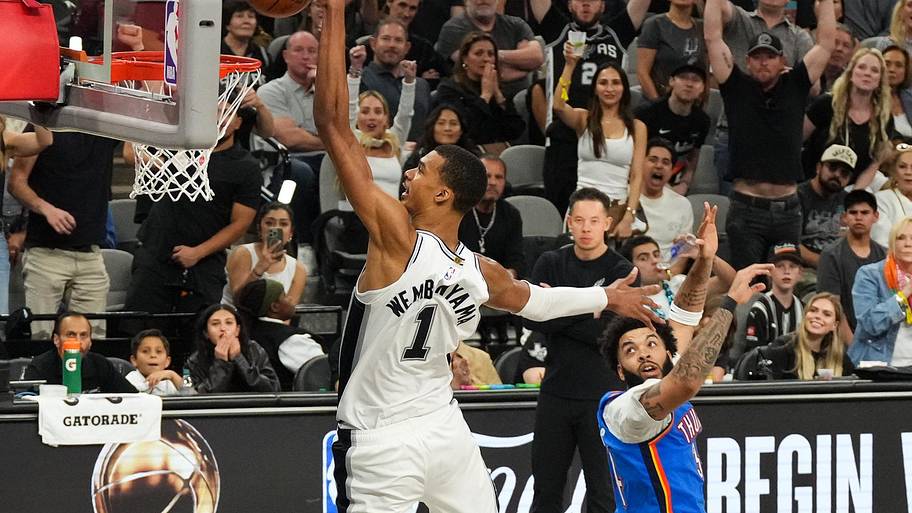 San Antonio Spurs center Victor Wembanyama dunks in the fourth quarter against the Oklahoma City Thunder.