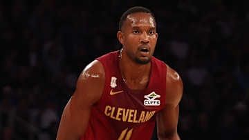 Cleveland Cavaliers v New York Knicks