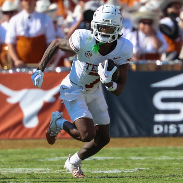 Texas Longhorns wide receiver Isaiah Bond