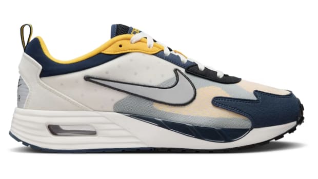 Michigan Wolverines Nike Unisex Air Max Solo Shoes, $109.99