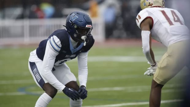 Villanova cornerback Isas Waxter