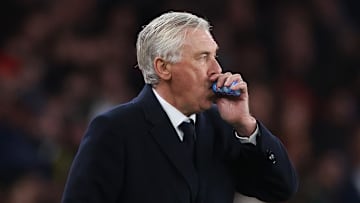 Carlo Ancelotti, dépassé par les événements à l'Emirates.