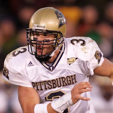 Nov. 13, 2004; South Bend, IN USA; Pittsburgh quarterback Tyler Palko runs the ball during Pittsburgh's 41-38 win over Notre Dame at Notre Dame Stadium. Mandatory Credit: Photo By Matt Cashore-Imagn Images Copyright (c) 2004 Matt Cashore