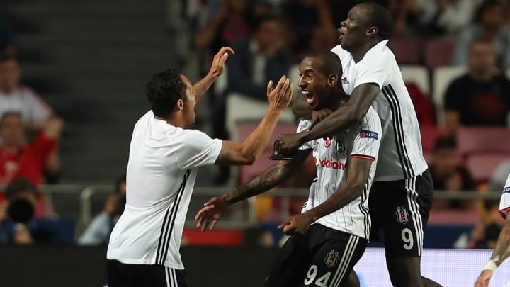 Beşiktaş oyuncularının gol sevinci Beşiktaş oyuncularının gol sevinci
