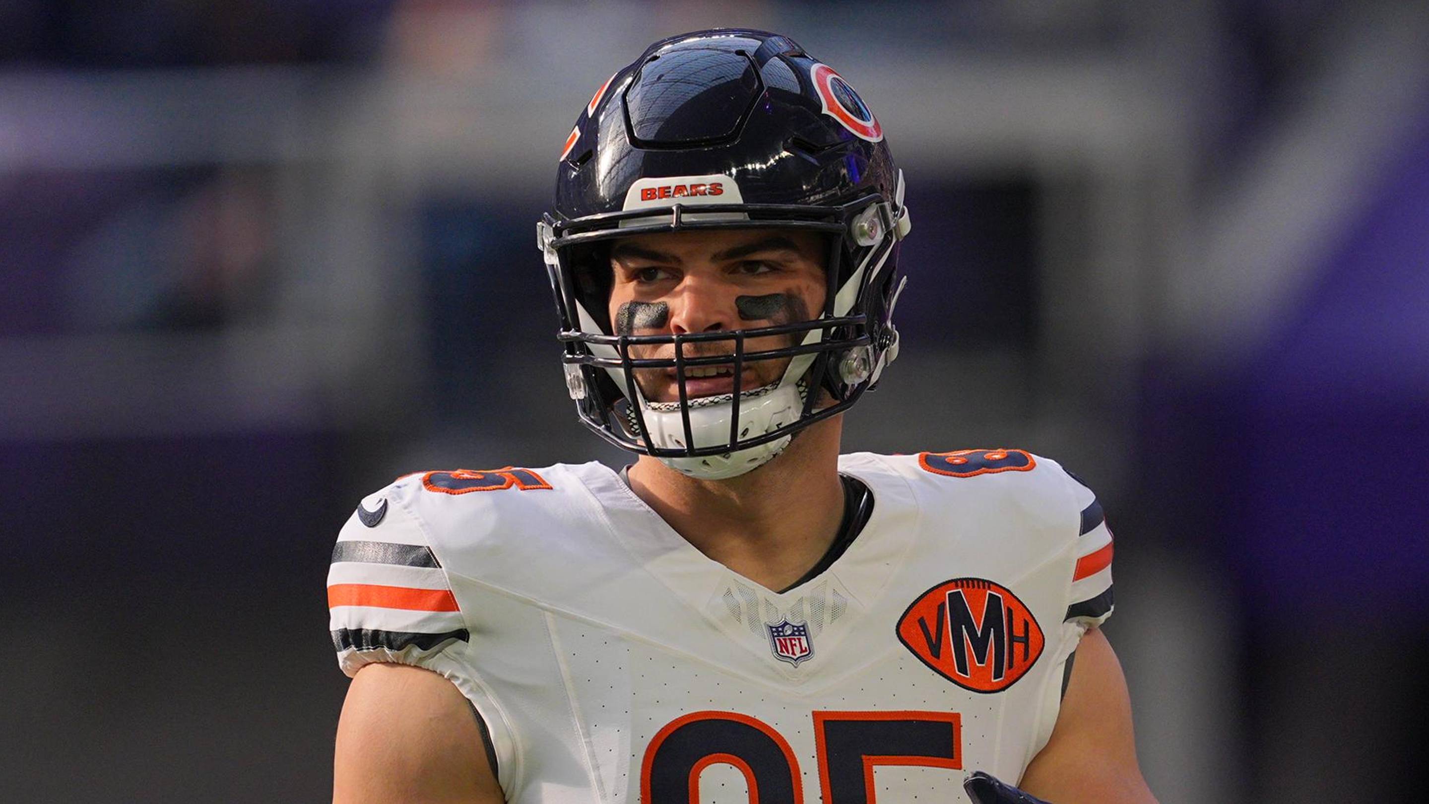 This Chiefs-Bears trade would land Kansas City it's long-term Travis Kelce replacement