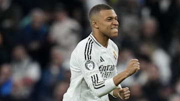 Kylian Mbappé brille face à Manchester City.