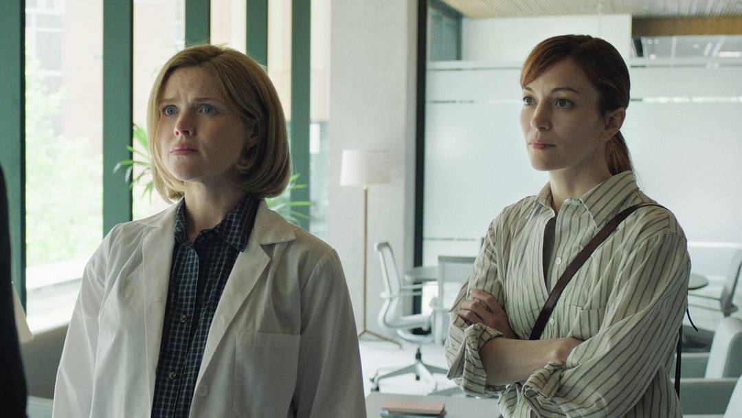 I Will Find You. (L to R) Erin Richards as Cheryl Dreason and Britt Lower as Rachel Mills in Episode #105 of I Will Find You