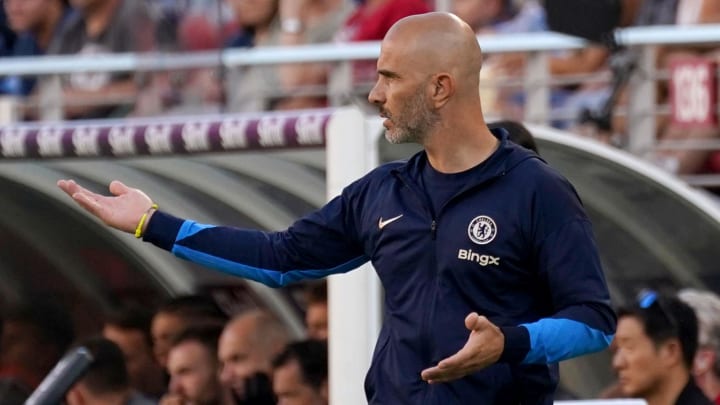 Jul 24, 2024; Santa Clara, CA, USA; Chelsea head coach Enzo Maresca motions to his team during a match against Wrexham at Levi's Stadium. Mandatory Credit: David Gonzales-USA TODAY Sports Jul 24, 2024; Santa Clara, CA, USA; Chelsea head coach Enzo Maresca motions to his team during a match against Wrexham at Levi's Stadium. Mandatory Credit: David Gonzales-USA TODAY Sports