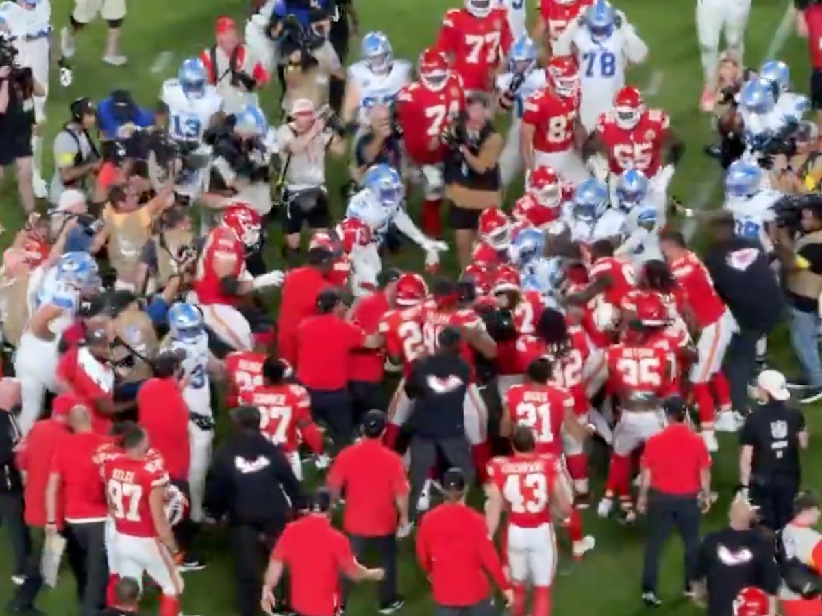Brian Branch, JuJu Smith-Schuster Ignite Postgame Fight After Chiefs' Win  Over Lions