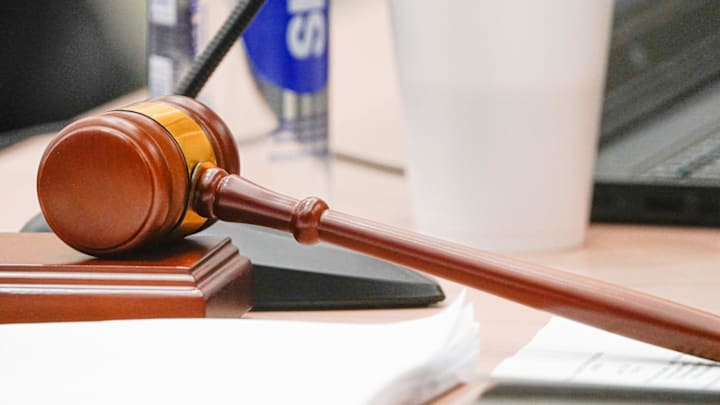 Judge needs changes on roster-limit proposal Judge needs changes on roster-limit proposal
