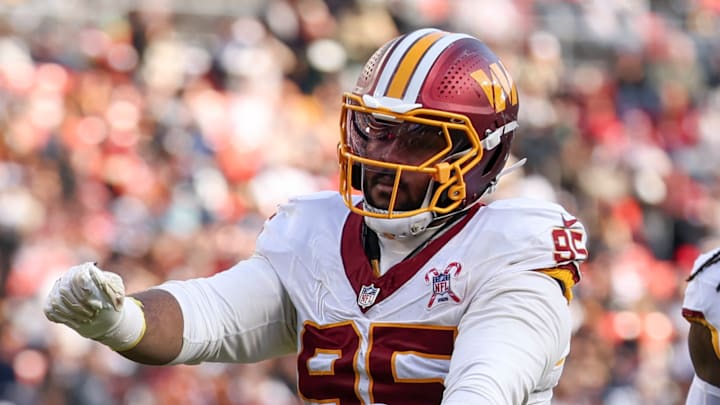 Washington Commanders defensive lineman Johnny Newton