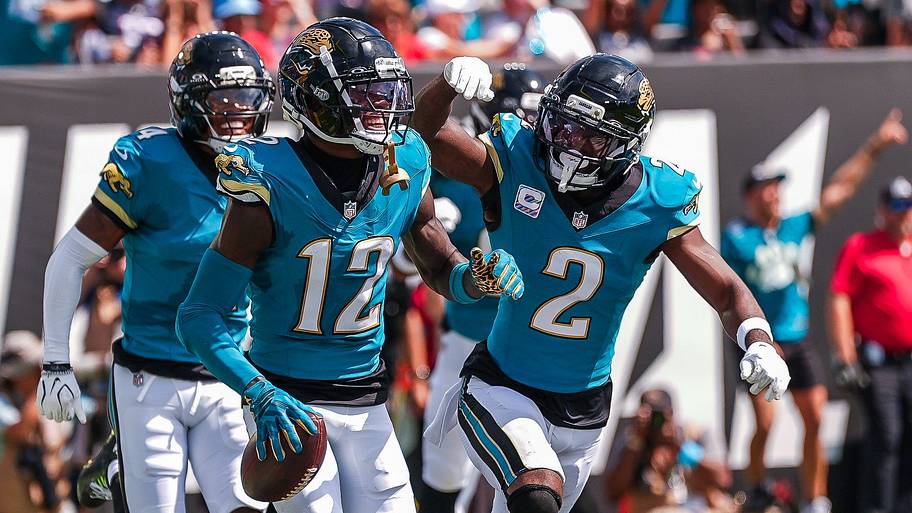 Jacksonville Jaguars cornerback Travis Hunter