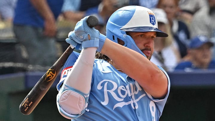 Kansas City Royals first baseman Vinnie Pasquantino hits a pitch.