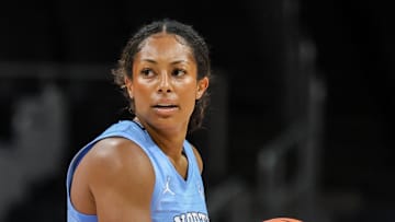 Oct 30, 2025; Atlanta, GA, USA; North Carolina Tar Heels guard Indya Nivar (24) looks for the play against South Carolina Gamecocks guard Ta'Niya Latson (00) during the first quarter at State Farm Arena. Mandatory Credit: Jordan Godfree-Imagn Images