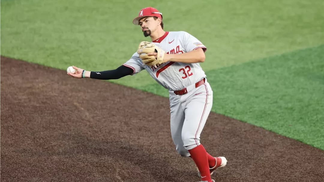 Alabama Baseball Player Jason Torres (32) throws the ball against Tennessee at Lindsey Nelson Stadium in Knoxville, TN on Friday, Apr 24, 2026.